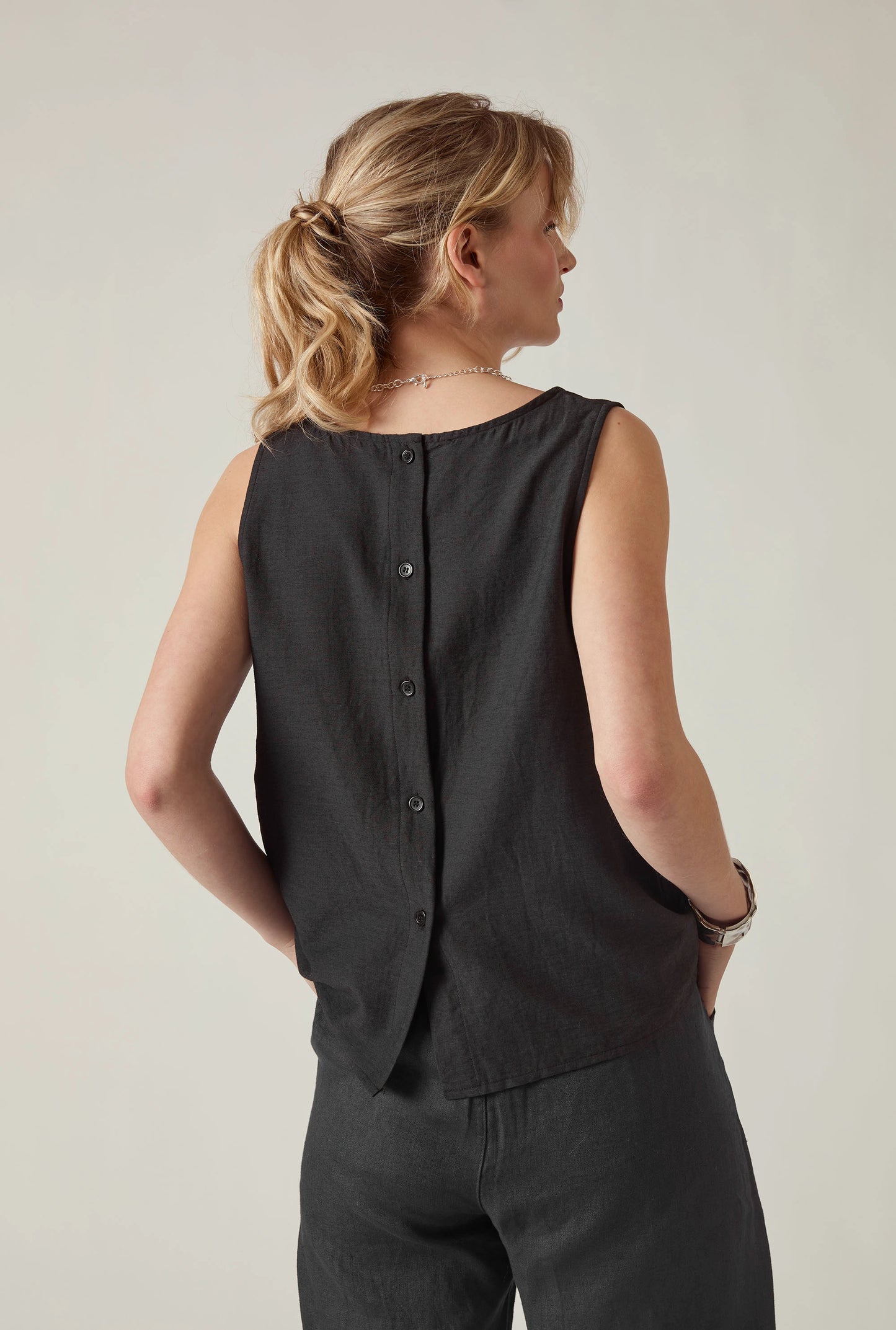 Black Linen Blend Sleeveless Button-Back Top