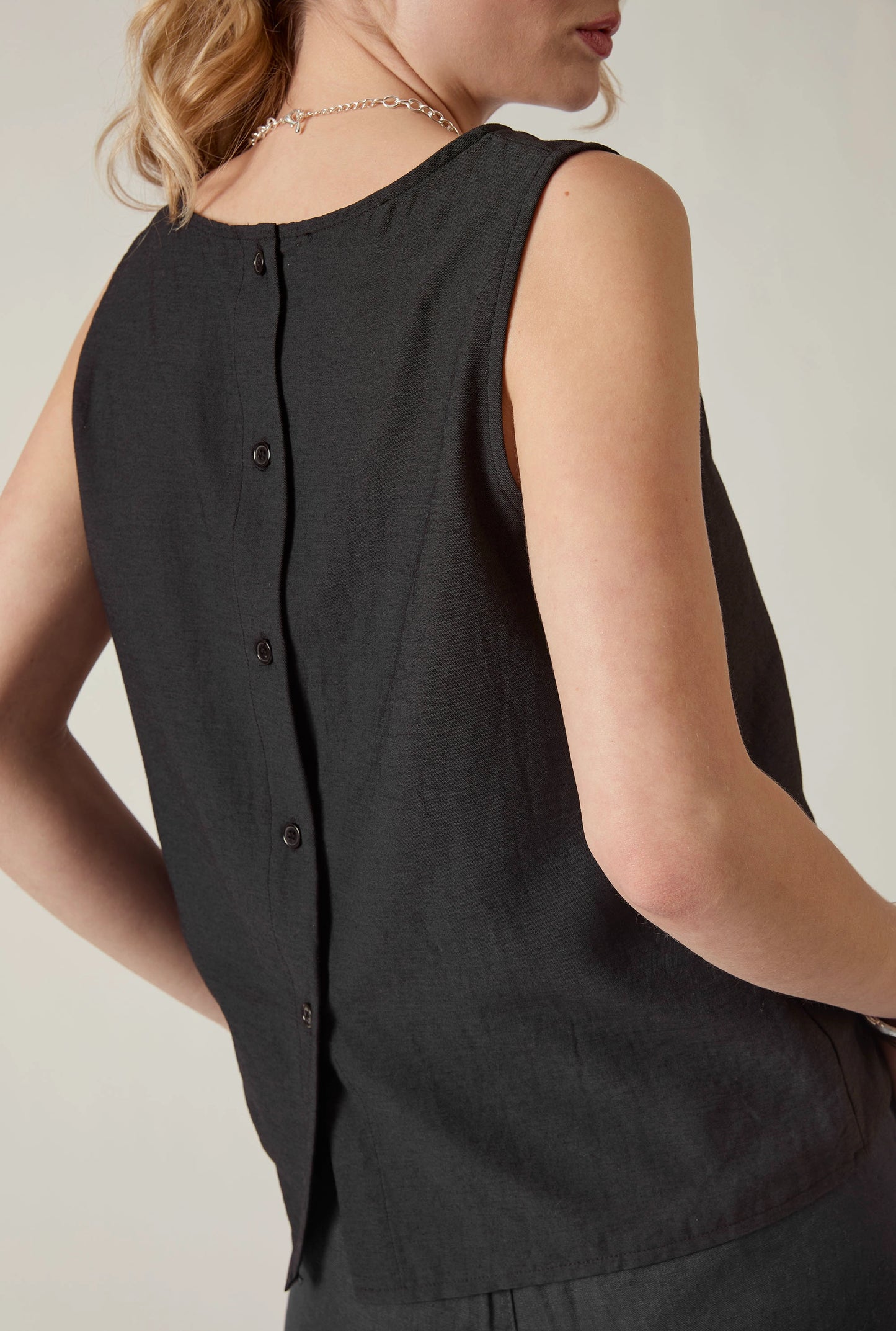 Black Linen Blend Sleeveless Button-Back Top