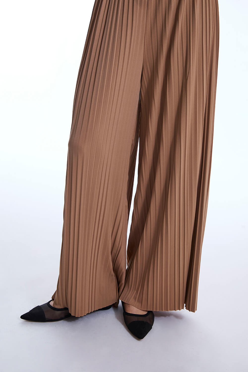 Pleated Camel Trousers