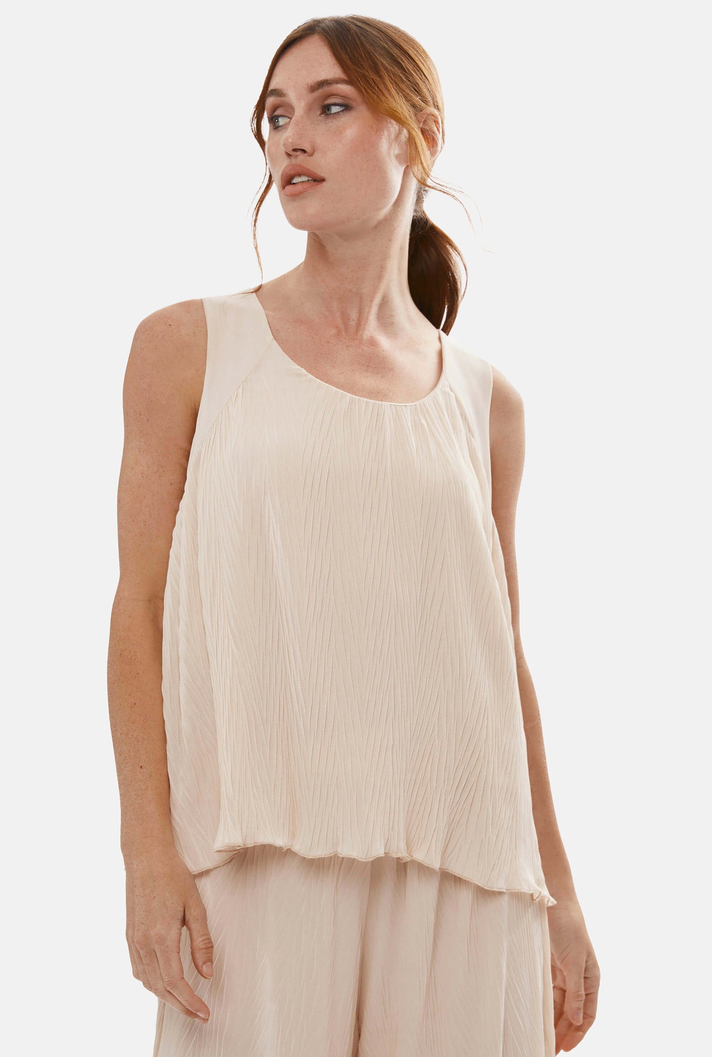 Pleated Vest Beige