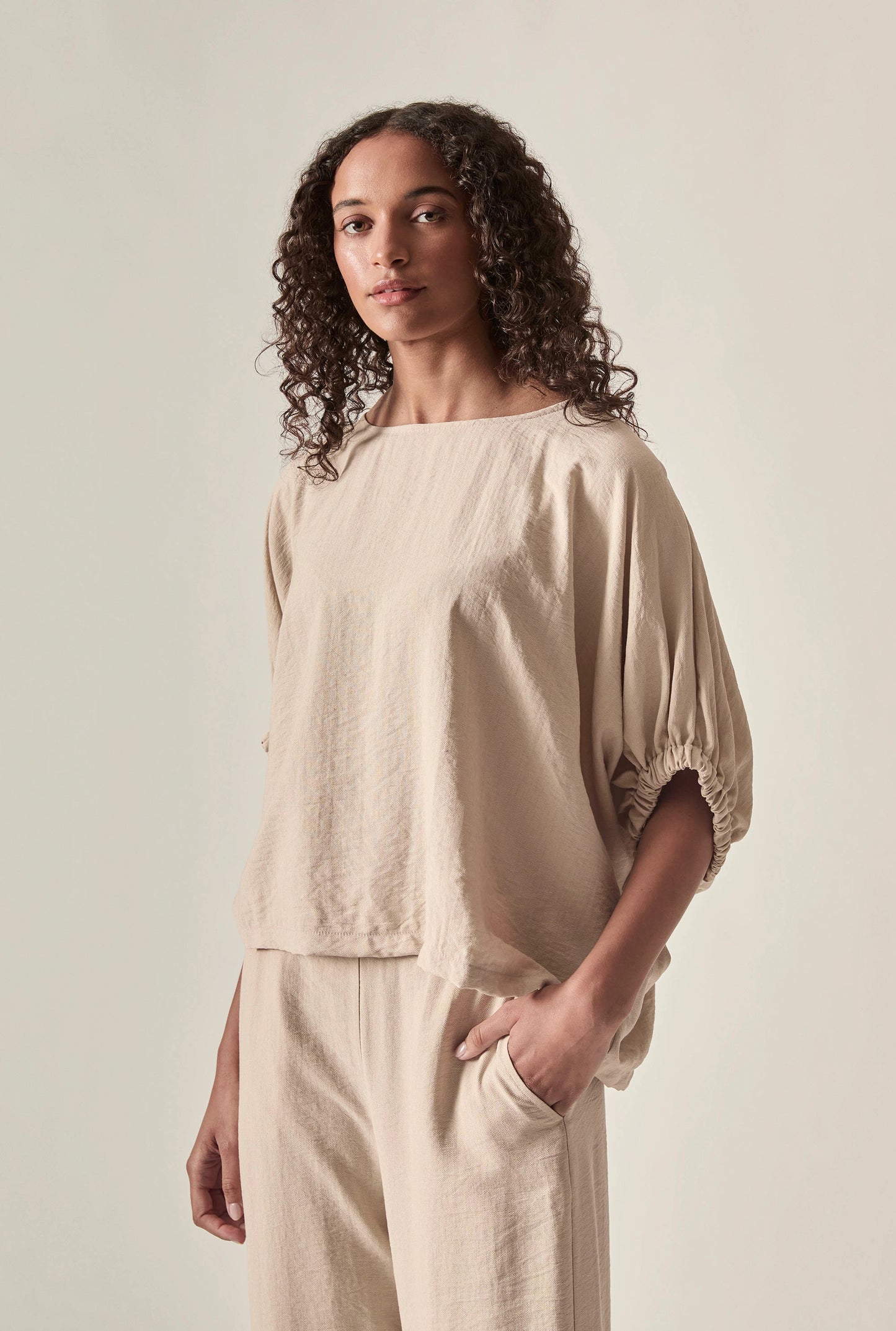 Relaxed Gathered Sleeve Top – Oatmeal