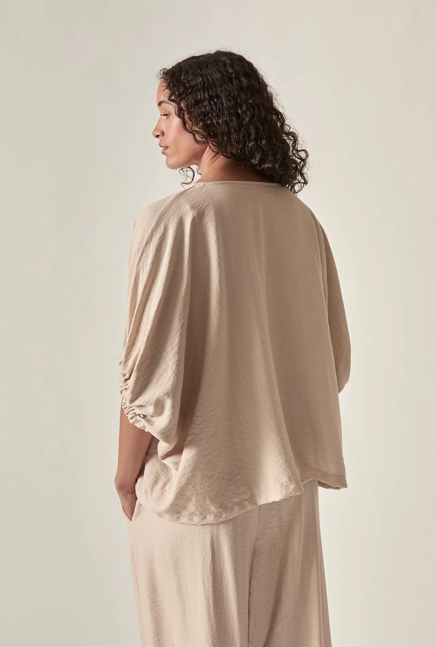 Relaxed Gathered Sleeve Top – Oatmeal