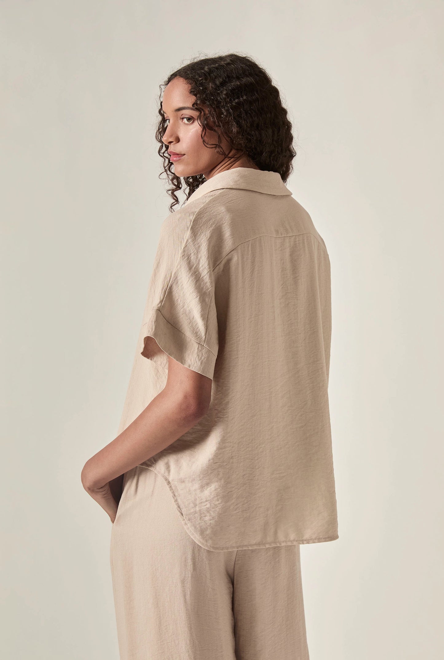 Relaxed Short Sleeve Blouse – Oatmeal