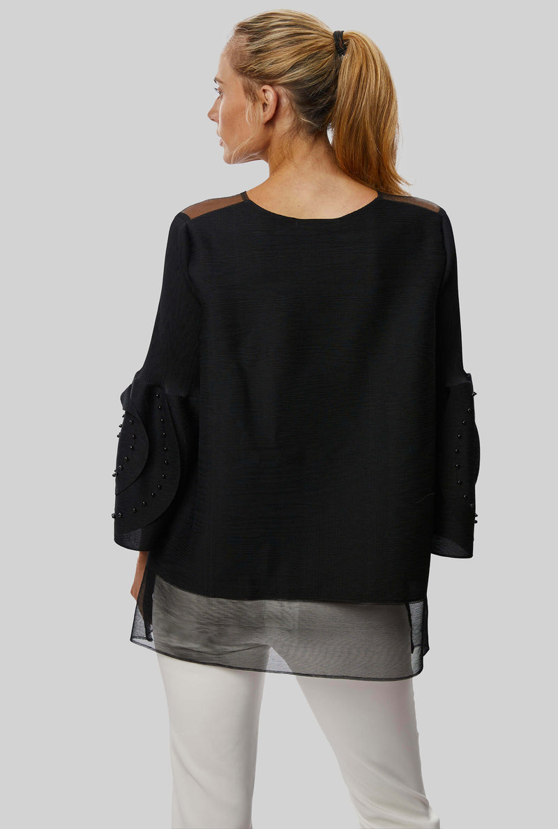 Rose Detail Sleeves Pleated Top In Black