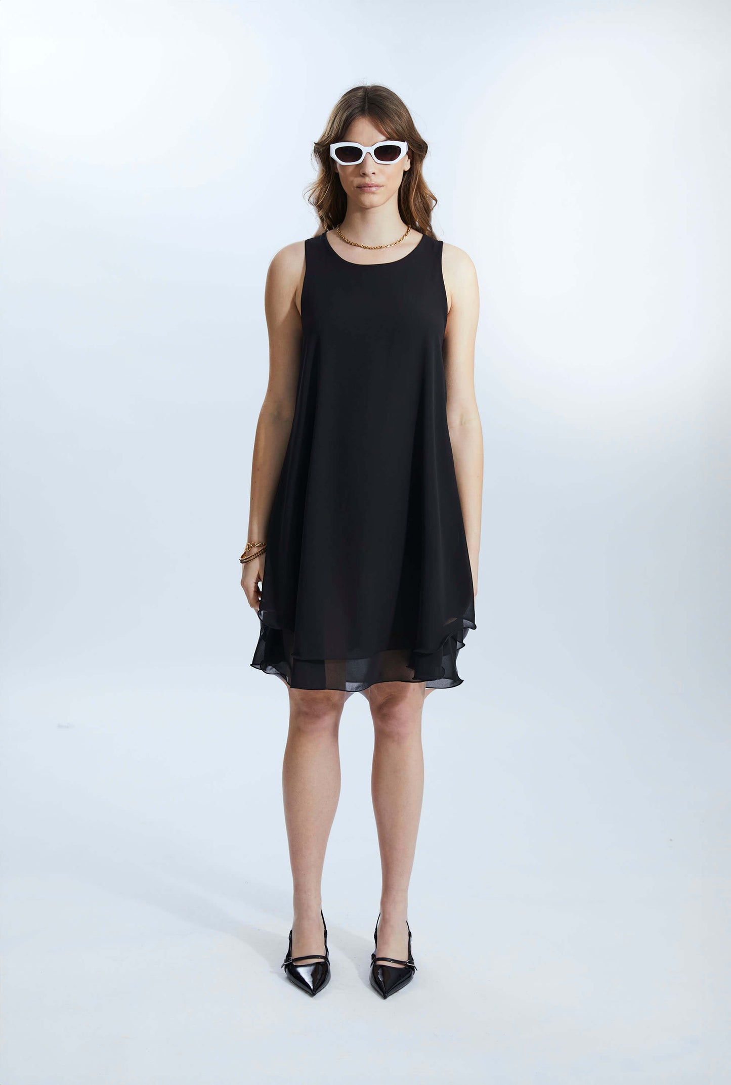 Sleeveless Wave Hem Dress Black