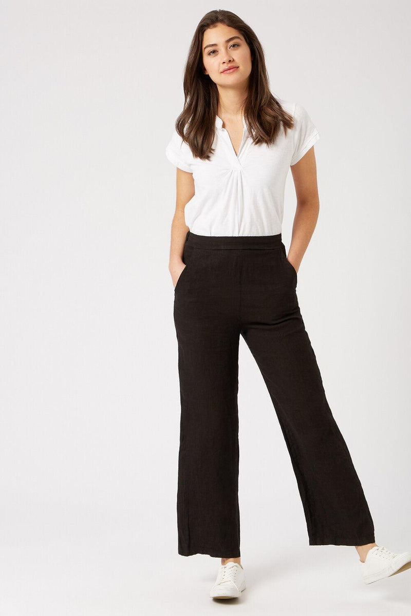 Muse Wear linen pants in black - McVERDI Spring collection